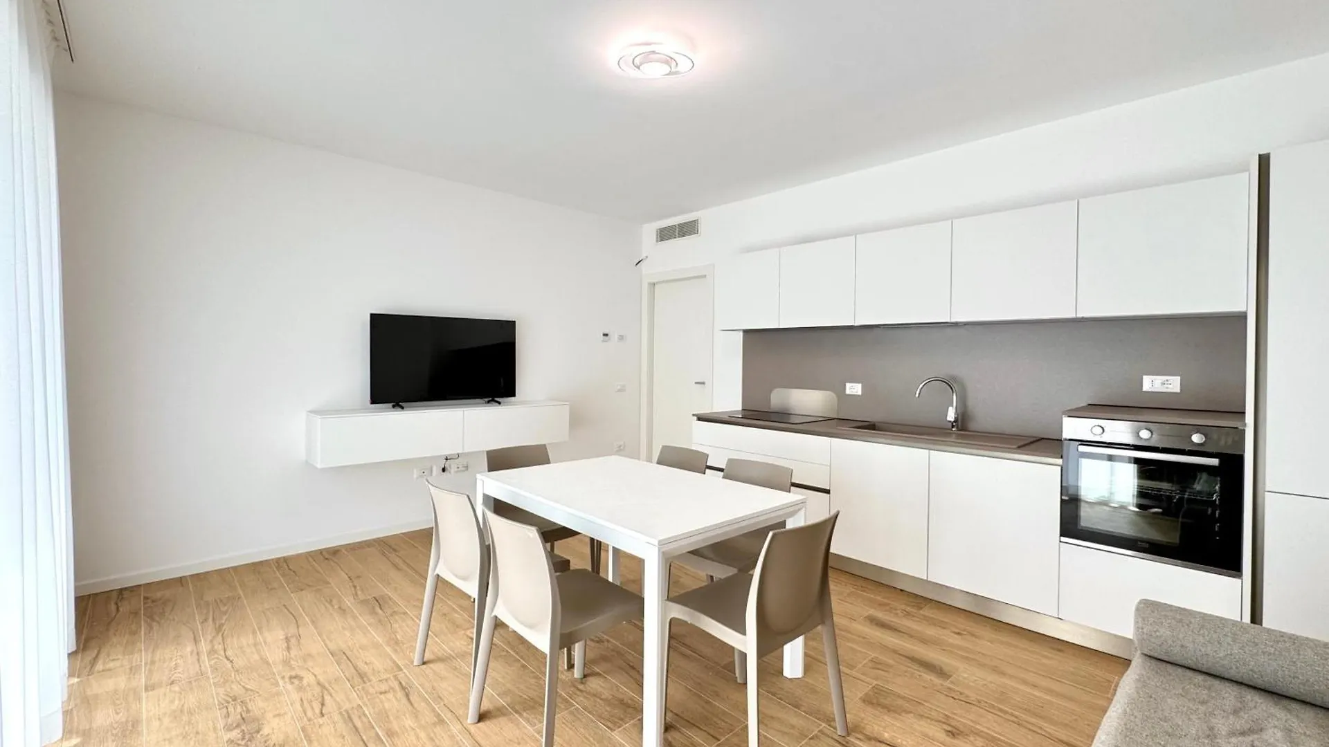 J Eight Family Apartments - Carraro Immobiliare Jesolo Italien